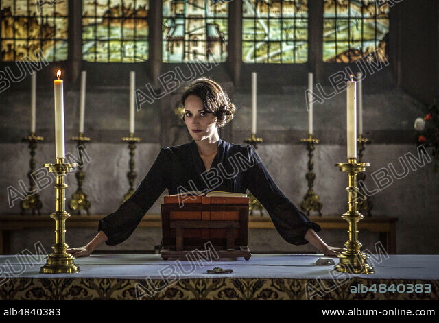 PHOEBE WALLER BRIDGE dans FLEABAG 2016 realise par PHOEBE WALLER BRIDGE. Copyright TWO BROTHERS PICTURES. Season 1. Album alb4840383