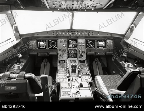 Cockpit of an Airbus A320 passenger aircraft.. June 1987.