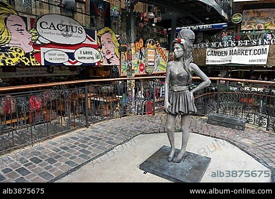 Bronze statue of singer Amy Winehouse, artist Scott Eaton, Stables Market, Camden Town, London, England, United Kingdom, Europe.