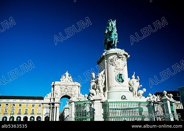 Equestrian statue of King Jose I in Palace Square, Lisbon, Portugal, Europe.