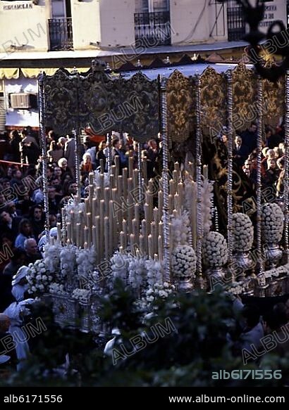 COFRADIA DE LOS GITANOS-PASO DE LA VIRGEN LAS ANGUSTIA.