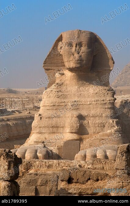 新品 Egypt. Great Sphinx of Giza. Limestone statue with lion body その他