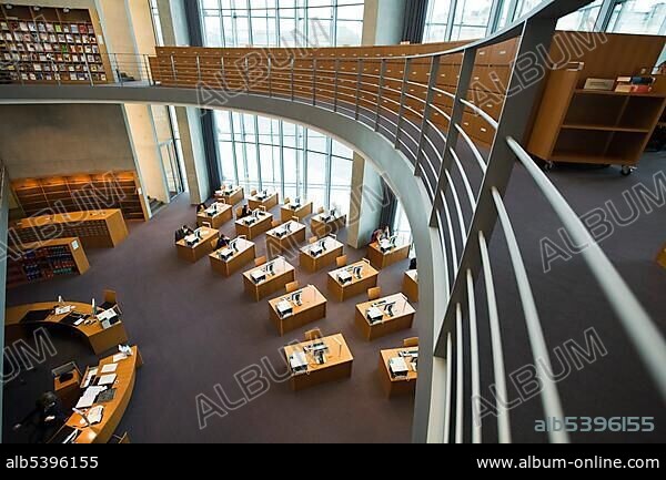 Library of Deutscher Bundestag, German parliament, Marie-Elisabeth-Lueders-Haus, building, view of the reading room, Berlin, Germany, Europe.