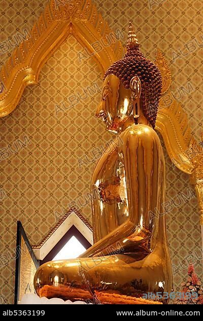 Golden Buddha, Phra Phuttha Maha Suwan Patimakon, Wat Traimit, Wat Traimit Withayaram Worawihan, Temple of the Golden Buddha, Samphanthawong District, Chinatown, Chinese Quarter, Bangkok, Thailand, Asia.