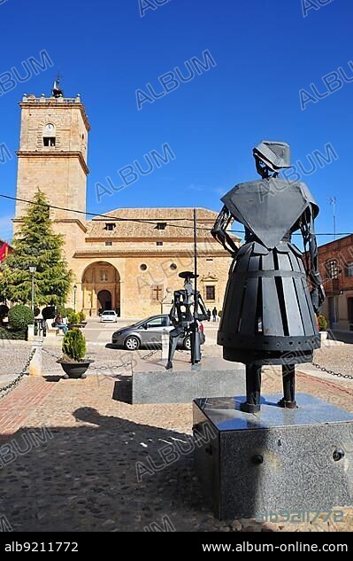Don Quixote and his love Dulcinea del Toboso Monument, El Toboso, Castilla-La Mancha region, Spain, Europe.