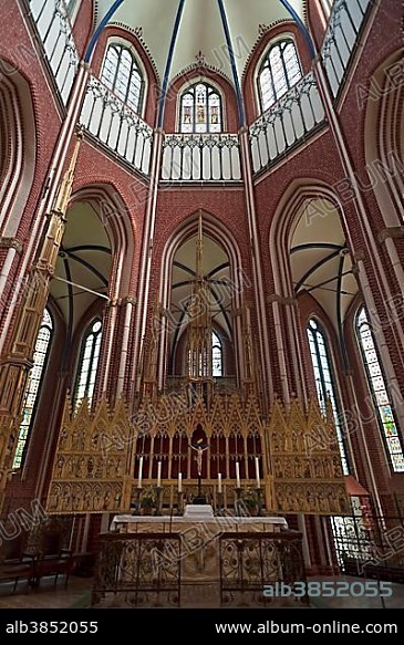 High altar of 1300, the oldest winged altar in art history, Doberan Minster, the former Cistercian monastery, Bad Doberan, Mecklenburg-Western Pomerania, Germany, Europe.