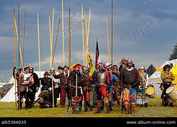Lansquenets, foot soldiers, historical re-enactment, Landsknecht Hurra 2012, Mittelberg, Upper Allgaeu, Swabia, Bavaria, Germany, Europe.
