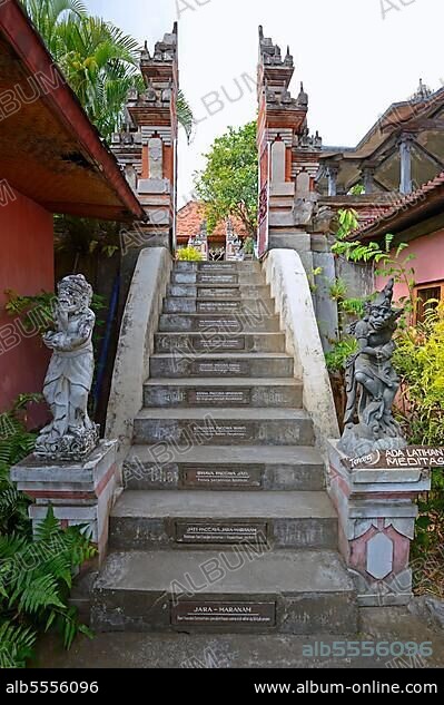 Access stairs, with pious sayings on each step, Brahma Vihara Buddhist Monastery, Banjar, North Bali, Bali, Indonesia, Asia.