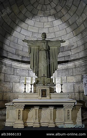 Christ statue in the crypt of the Basilica Sacre Coeur de Montmartre, Montmartre, Paris, France, Europe.