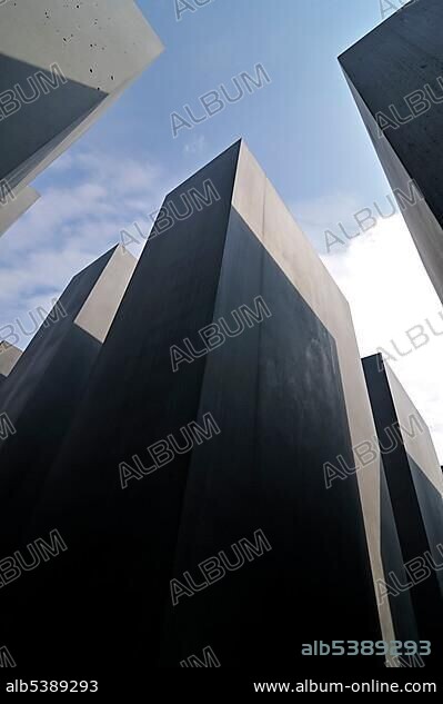 Holocaust Memorial, Memorial to the Murdered Jews of Europe, Berlin, Germany, Europe.