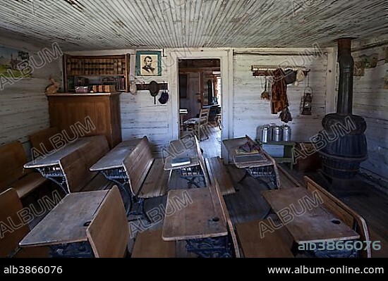 Old Classroom, Wild West open-air museum, Nevada City Museum, former gold mining town, Ghost Town, Montana Province, USA, North America.