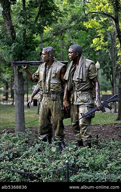 Vietnam Veterans Memorial Wall, national memorial with the names of fallen US soldiers during the Vietnam War, Washington DC, District of Columbia, United States of America, USA, PublicGround, North America.