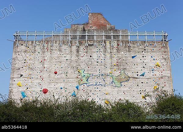 Climbing bunker, World War II high bunker with climbing wall, Duisburg-Hochfeld, North Rhine-Westphalia, Germany, Europe.