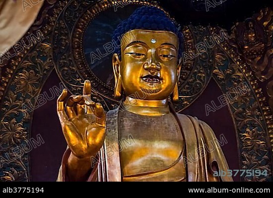 Golden Buddha statue, Lingying Monastery, Xihu, Hangzhou, Zhejiang Province, China, Asia.