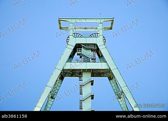 The German Mining Museum, "Deutsches Bergbau-Museum" with headframe, Bochum, North Rhine-Westphalia, Germany, Europe.