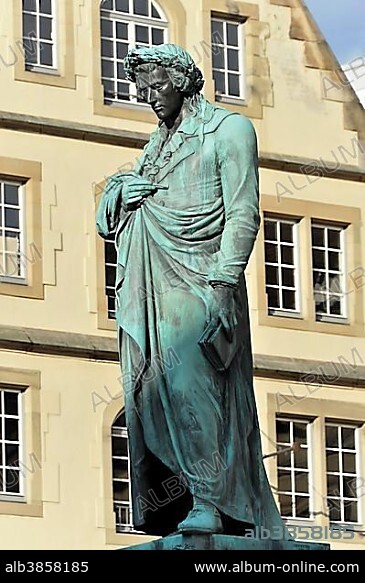Schiller monument, Schillerplatz, Stuttgart, Baden-Wuerttemberg, Germany, Europe.