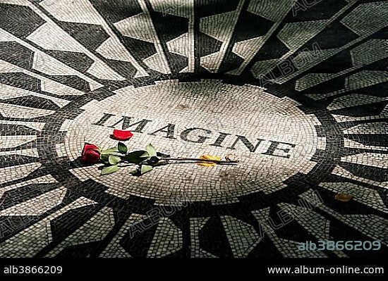 Strawberry Fields Memorial, Imagine mosaic with red rose in memory of John Lennon, Central Park, Manhattan, New York City, USA, North America.