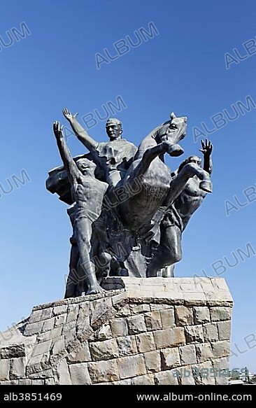 Statue of Mustafa Kemal Ataturk, historic town centre of Antalya, Kaleici, Turkish Riviera, Turkey, Asia.