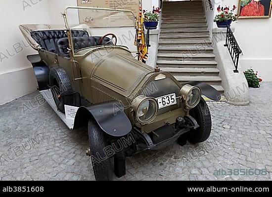 Old automobile built by Gräf & Stift, vehicle of the Sarajevo assassination, replica, Schloss Artstetten, Artstetten, Lower Austria, Austria, Europe.