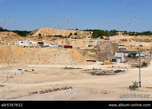 Solnhofen limestone quarry, near Eichstaett, Altmuehl valley, Middle Franconia, Bavaria, Germany, Europe.