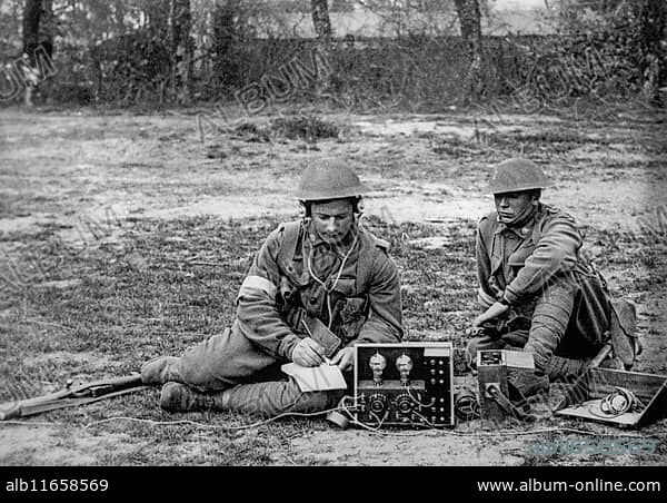 WWI British Royal Engineers of the Signal Company operating trench radio for wireless radio telegraphy during World War One.