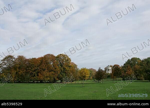 Munich, DEU, 25 Oct. 2004 - The Monopteros in the Englischer Garten (English Garden) in Munich. The round temple was built in 1836 by Leo von Klenze.