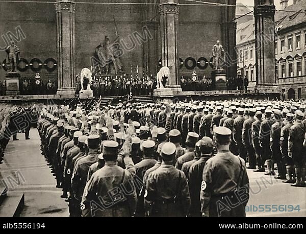 Adolf Hitler (* 20 April 1889 in Braunau am Inn) († 30 April 1945 Berlin), Leader of the Nazi Party, Reich Chancellor from 1933, also self-appointed "Fuehrer" and head of state of Germany.