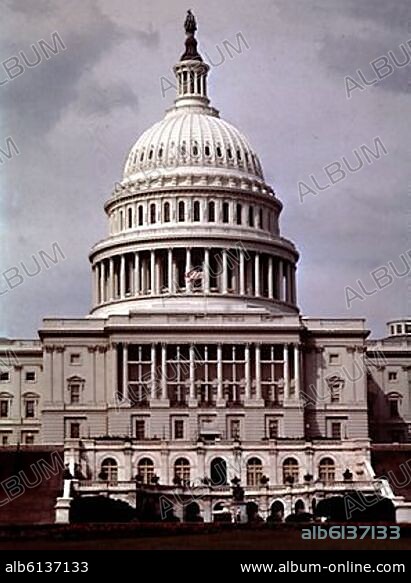 WILLIAM THORNTON (1759-1828). EL CAPITOLIO - SIGLO XIX - NEOCLASICISMO ESTADOUNIDENSE.