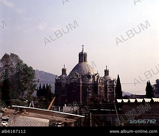 TEMPLO DEL POCITO SITUADO EN LAS CERCANIAS DE LA ANTIGUA BASILICA DE GUADALUPE CONSTRUCCION DE 1791.