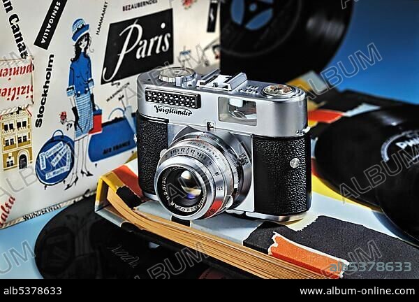 Voigtlaender Vito BL, camera from the 60s with single records.