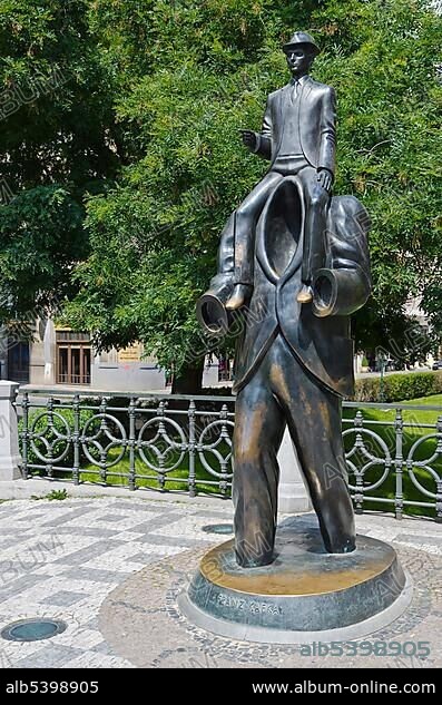 JAROSLAV RÓNA. Franz Kafka monument, by sculptor Jaroslav Rona, Dusni Street, Prague, Czech Republic, Europe.