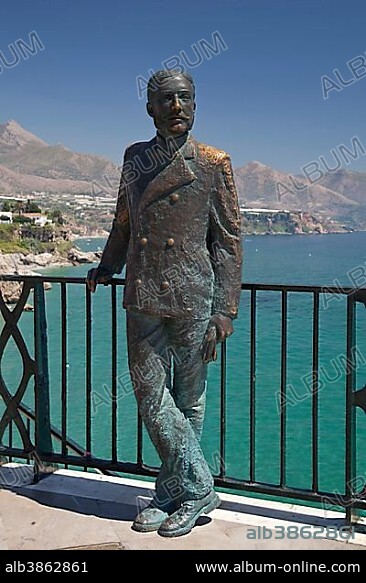 Statue of El Rey Alfonso XII on the observation deck of Balcón de Europa overlooking the beach and coast in Nerja, Costa del Sol, Andalusia, Spain, Europe, PublicGround, Europe.