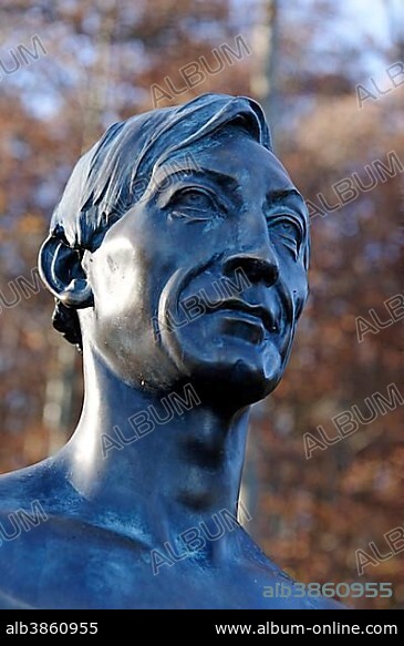 Monument for Peter Joseph Lenné, 1789 - 1866, landscape gardener, Feldafing, Wittelsbacher Park or Lenné Park, Lake Starnberg, West Bank, Five Lakes region, Upper Bavaria, Bavaria, Germany, Europe.