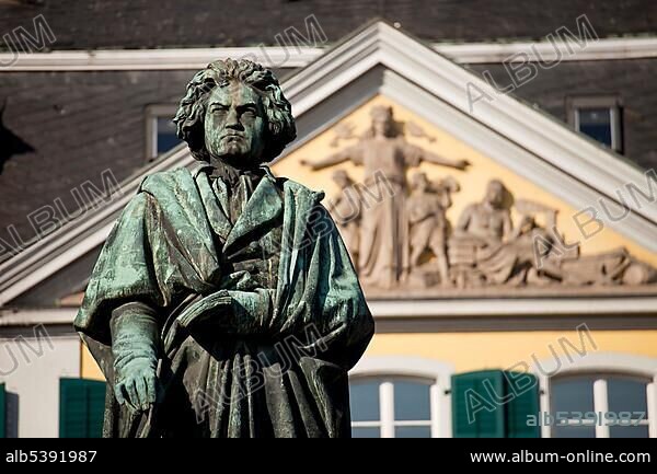 Beethoven monument on Muensterplatz square in front of the post office in Bonn, North Rhine-Westphalia, Germany, Europe.