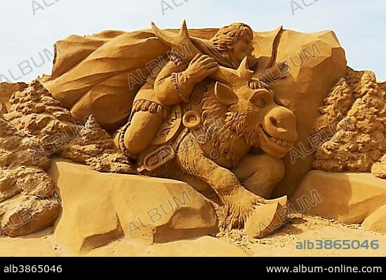 Sven and Christoff from the Disney Film Frozen, sand sculptures, Sand Sculpture Festival Frozen Summer Sun, Oostende, West Flanders, Belgium, Europe.
