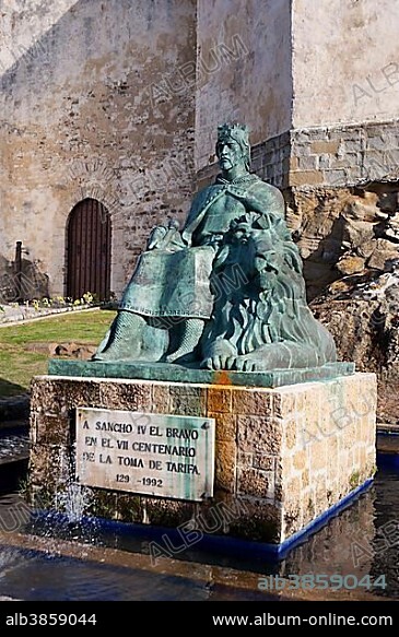 Castillo Guzman El Bueno, Sancho IV El Bravo monument, Tarifa, Province of Cadiz, Andalusia, Spain, Europe.