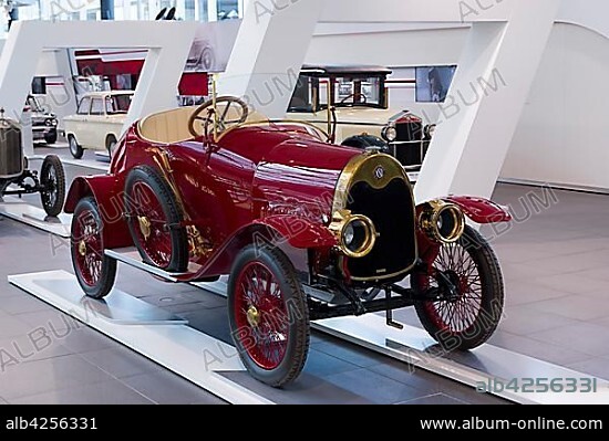 Vintage car, NSU 5/15 PS, 1914, presented at a press conference at AUDI AG, Audi Forum Neckarsulm, Baden-Württemberg, Germany, Europe.