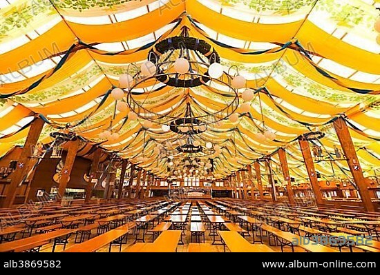 Construction of the Bräurosl marquee, Oktoberfest 2017, Theresienwiese, Munich, Upper Bavaria, Bavaria, Germany, Europe.