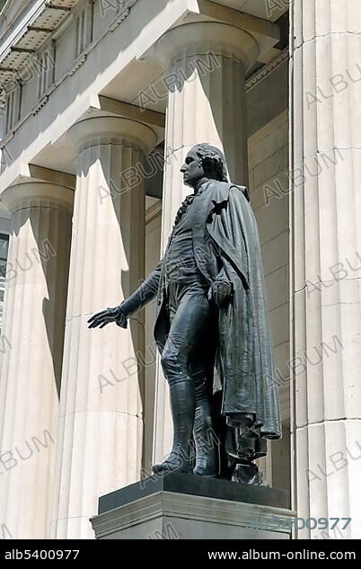 George Washington Monument in front of Federal Hall, Wall Street, Financial District, Manhattan, New York City, NYC, New York, United States of America, USA, North America.