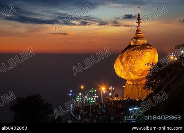 Golden Rock, Kyaiktiyo Pagoda, famous Myanmar landmark, Buddhist pilgrimage site and tourist attraction, Myanmar, Asia.