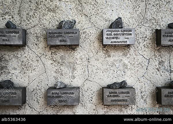 Name plates, commemoration of murdered Frankfurt Jews, outer wall, old Jewish cemetery, Battonstraße, city centre, Frankfurt am Main, Hesse, Germany, Europe.
