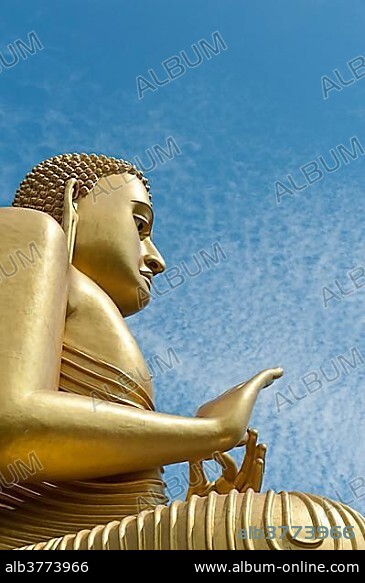 Buddha Statue at the Golden Temple, Dambulla, Sri Lanka, Asia.