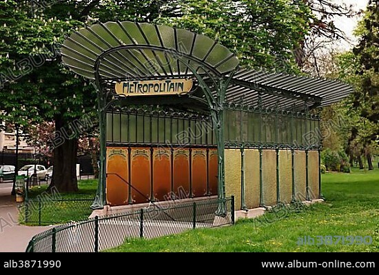 Entrance to the Metro, designed by Hector Guimard, Dauphine metro station, Paris, Ile-de-France, France, Europe.