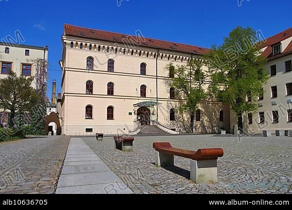 Wittenberg, the traditional university Leucorea, the traditional university Leucorea.