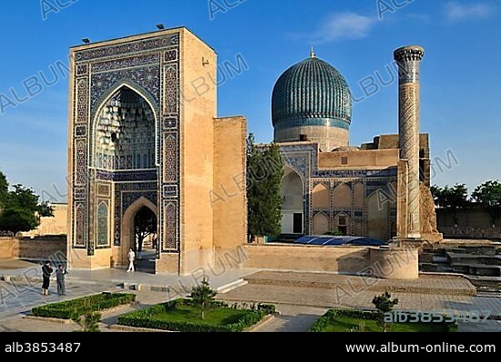 Gur Emir, Gur-Amir, Guri Amir mausoleum, grave of Timur, Temur, Tamerlane, Samarkand, Silk Road, Uzbekistan, Central Asia, Asia.