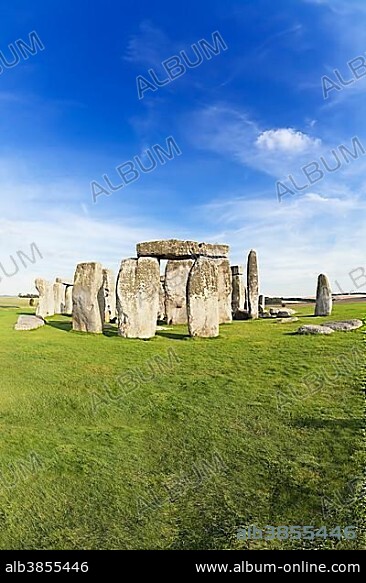 Stonehenge monument, Salisbury Plain, Wiltshire, England, Great Britain, United Kingdom, Europe.