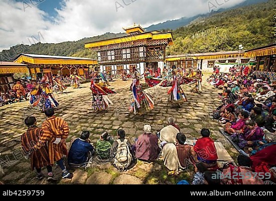 Dancer at Mask Dance, Religious Tsechu Monastery Festival, Gasa Tshechu Festival, Gasa District, Himalaya Region, Kingdom of Bhutan.
