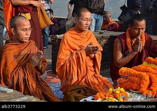 Monks and pilgrims on Vulture Peak, important Buddhist pilgrimage destination, Buddha's first place of meditation, Ragir, Rajgir, Rajagriha, Rajagaha, Bihar, India, Asia.
