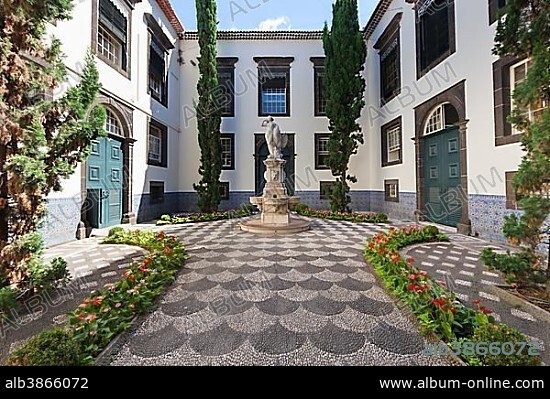 Courtyard, town hall or Camara Municipal of Funchal, Praco do Municipio, Santa Luzia, Funchal, Madeira, Portugal, Europe.
