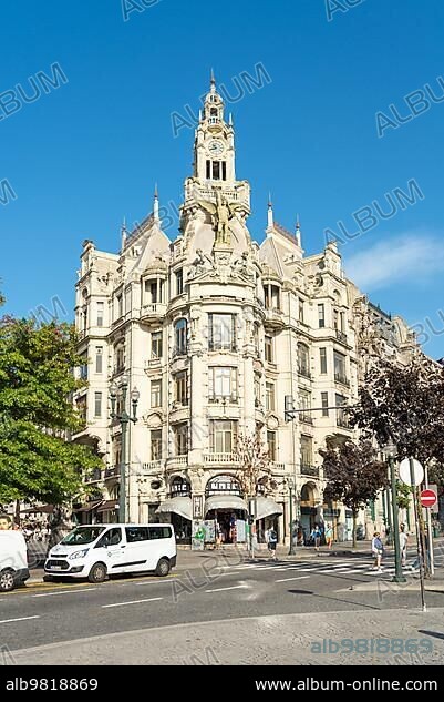 Representative building at the Avenida dos Aliados in Porto. The avenue honors the Allied countries of the First World War.
